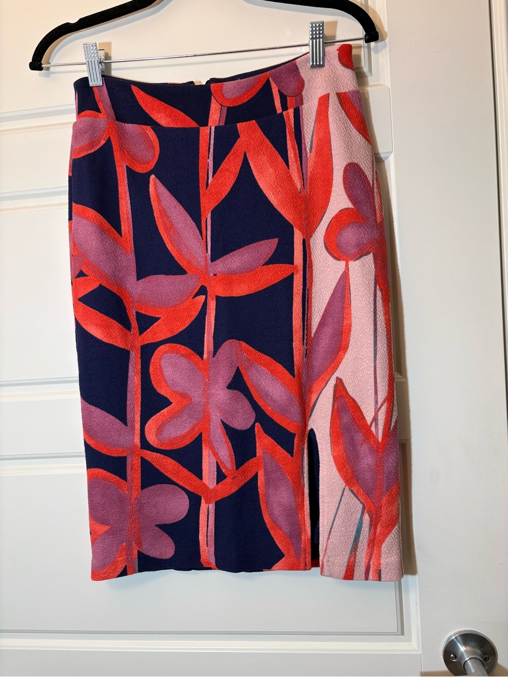 Women's Navy Pink Red Floral Pencil Skirt NWT